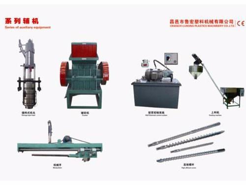 如何延長交通設(shè)施吹塑機(jī)的壽命 如何延長交通設(shè)施吹塑機(jī)的壽命